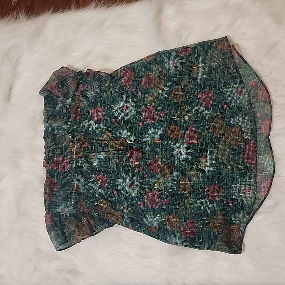 Shirt - Picture 3 of 4